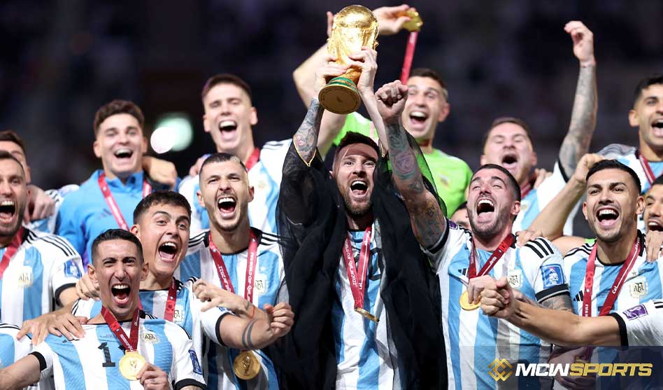 Argentina won the World Cup after defeating France on penalties thanks to Messi