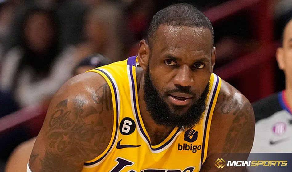 Following Anthony Davis, LeBron James Carries LA Lakers Alone