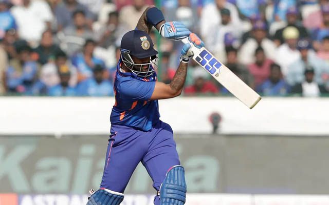 ‘He will learn from it and stand up again’ – Shikhar Dhawan backs Suryakumar Yadav amid latter’s horrid run of form