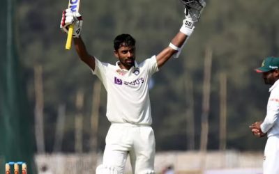 দেওধর ট্রফিতে দুরন্ত শতরান অভিমন্যু ঈশ্বরণের, তার ইনিংসের হাত ধরে উত্তর-পূর্বাঞ্চলকে পরাজিত করল পূর্বাঞ্চল