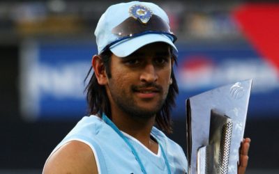 ৭ই জুলাই: ৪২ পা দিলেন ভারতের সফলতম অধিনায়ক মহেন্দ্র সিং ধোনি