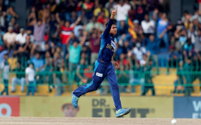 দুনিথ ওয়েল্লালাগের স্পিনে ধরাশায়ী ভারতীয় ব্যাটিং লাইনআপ, গড়লেন একাধিক রেকর্ডও