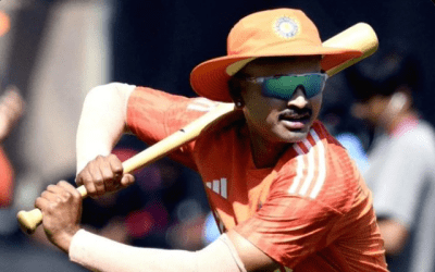 ক্রিকেটের ব্যাট ছেড়ে বেস বলের ব্যাটে প্রস্তুতি শ্রেয়স আইয়ারের