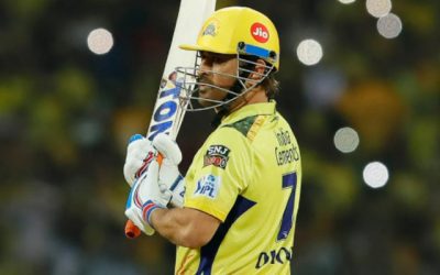 মহেন্দ্র সিংহ ধোনি প্রস্তাব পেলেন রয়েল চ্যালেঞ্জার্স ব্যাঙ্গালোরের হয়ে খেলার।