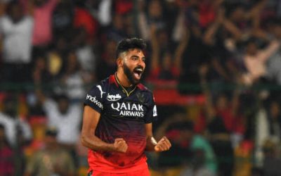 মহম্মদ সিরাজকে সঙ্গ দেওয়ার মতো বোলিং অপশনের খোঁজে রয়্যাল চ্যালেঞ্জার্স বেঙ্গালুরু