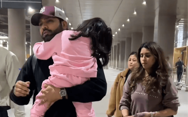 পরিবারের সঙ্গে ছুটি কাটিয়ে দেশে ফিরলেন রোহিত শর্মা