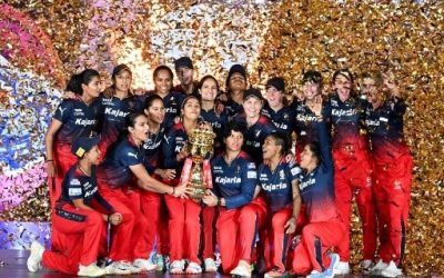 প্রথম ট্রফি জয়ের স্বাদ, রিচা-মান্ধানার অনবদ্য লড়াইয়ে ডব্লুপিএল জয় বেঙ্গালুরুর