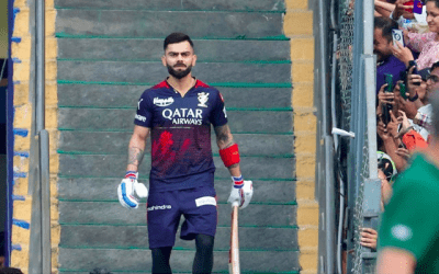 কোহলির আইপিএলে খেলা নিয়েও বাড়ছে ধোঁয়াশা, ডেভিলিয়ার্সের মন্তব্যে জল্পনা তুঙ্গে