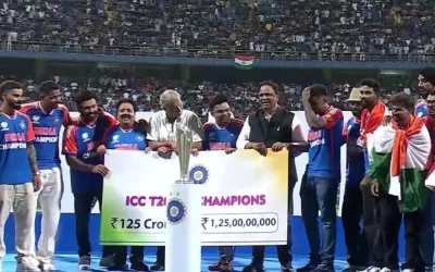 WATCH: BCCI handover INR 125 crore cheque to T20 World Cup champion Indian team