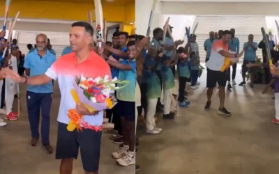 WATCH: Rahul Dravid receives a Guard of Honour at Bengaluru Cricket Academy