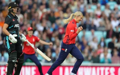 WATCH: Sarah Glenn steers England to comprehensive win over New Zealand in 4th T20I