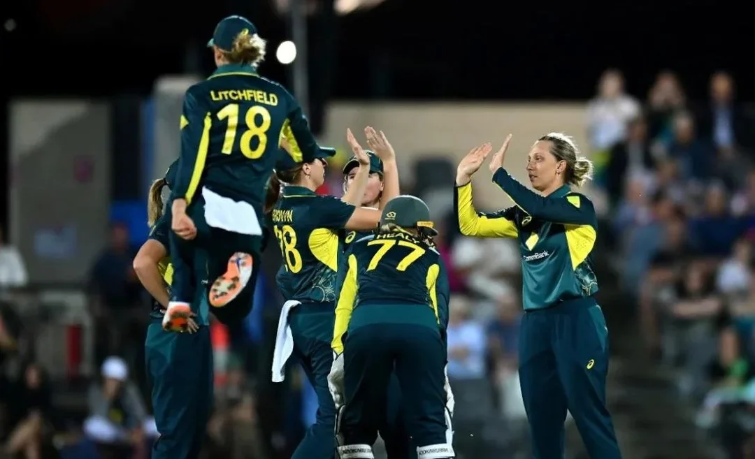 Australia seal series with dominant win over New Zealand by 29 runs in the 2nd T20I