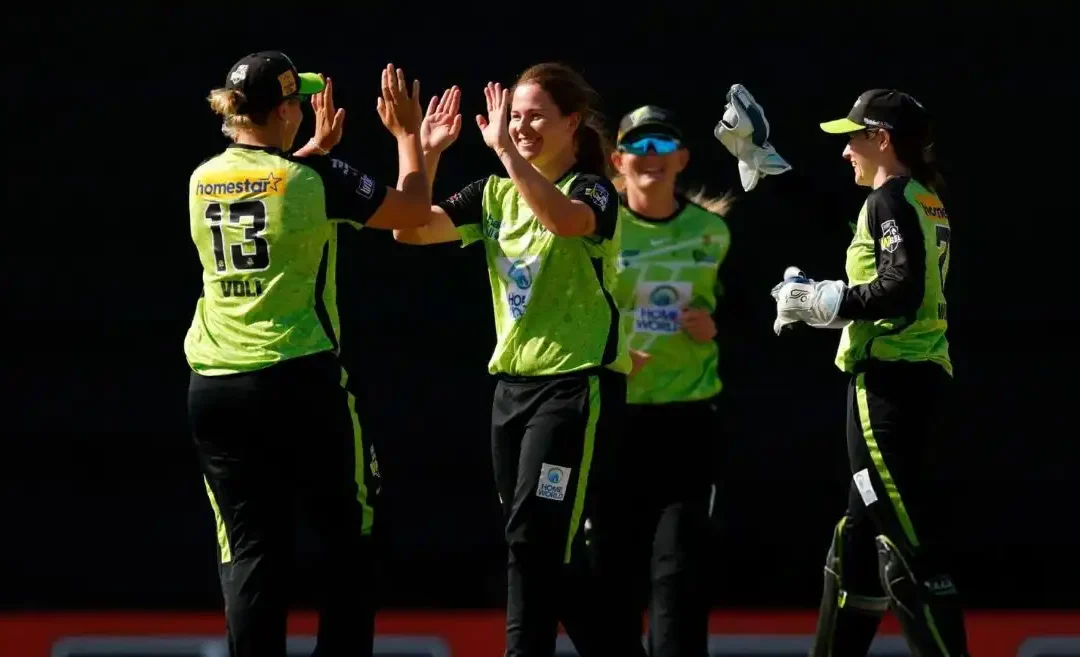 WBBL 2024: Hannah Darlington sizzles as Sydney Thunder beat Melbourne Stars in a low-scoring thriller