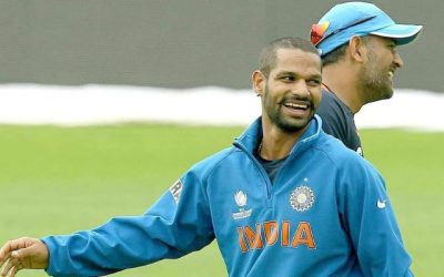 अरे, अरे! अचानक ये क्या हो गया, Shikhar Dhawan को सता रही है माही भाई की याद