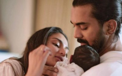 केएल राहुल और अथिया शेट्टी ने अपनी बेटी का नाम रखा Evaarah, सोशल मीडिया पर शेयर की क्यूट तस्वीर