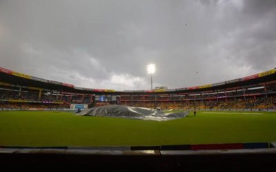 RCB vs CSK मैच पर बारिश का साया, अगर मुकाबला हुआ रद्द तो किसे होगा फायदा, जानें यहां