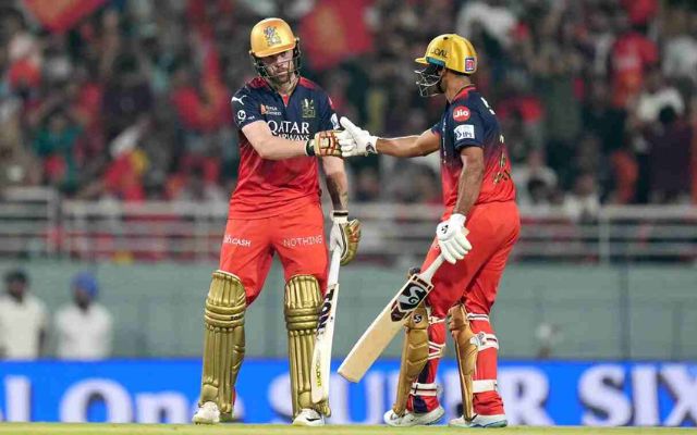 PBKS vs RCB Qualifier 1: पंजाब को 8 विकेट से हराकर आरसीबी ने चौथी बार बनाई फाइनल में जगह, पढ़ें मैच रिपोर्ट