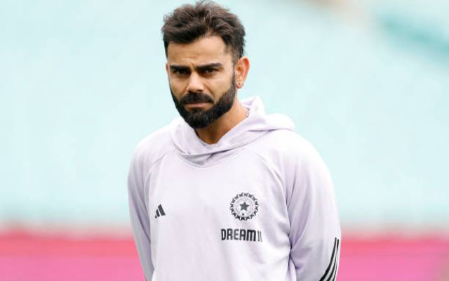 विराट कोहली के रिटायरमेंट के खबरों के बीच काउंटी क्रिकेट की शर्मनाक हरकत, फैंस ने लगाई क्लास