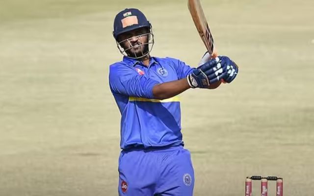 Smat 2025: टूर्नामेंट में सीएसके के इस बल्लेबाज ने महज 31 गेंदों में ठोकी सेंचुरी, बना डाला ये बड़ा रिकाॅर्ड