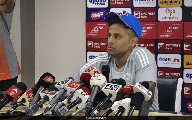 IND vs SA 2025: हमने संजू को काफी मौके दिए – सूर्यकुमार यादव ने शुभमन गिल बनाम संजू सैमसन की बहस सुलझाई