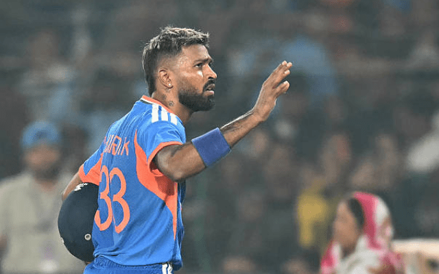 IND vs SA 2025, 2nd T20I: पिच रिपोर्ट, हेड टू हेड व संभावित प्लेइंग 11 पर डालें एक नजर