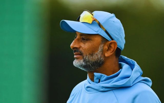 ‘पिछले दो सालों में हमने सबसे खराब मैच खेला’ जिम्बाब्वे के खिलाफ सितांशु कोटक ने भारत की वापसी का समर्थन किया