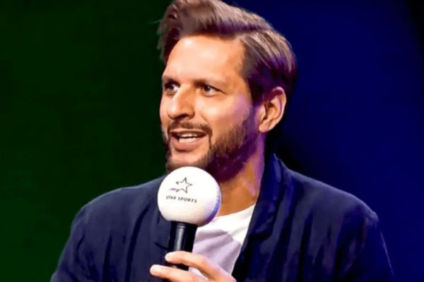 ‘कप्तानी तो दूर उसे मैं टीम में भी न रखूं’ पाकिस्तानी ऑलराउंडर शादाब खान पर जमकर बरसे शाहिद अफरीदी