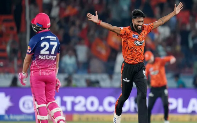 कौन हैं Praful Hinge? जिसने एक ही ओवर में 3 विकेट लेकर मचाई सनसनी