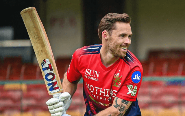 IPL 2026 Final: जानें RCB बनाम GT फाइनल मैच क्यों नहीं खेल रहे हैं फिल साल्ट?
