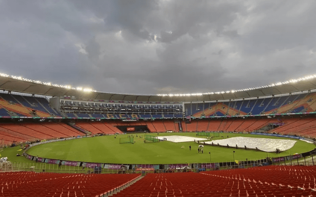 IPL 2026 Playoffs Schedule: बेंगलुरू नहीं अब अहमदाबाद में होगा फाइनल मैच, नए प्लेऑफ शेड्यूल की हुई घोषणा