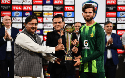 PAK vs AUS: रोमांचक मैच में पाकिस्तान ने ऑस्ट्रेलिया को 4 विकेट से हराया, सीरीज 2-1 से की अपने नाम