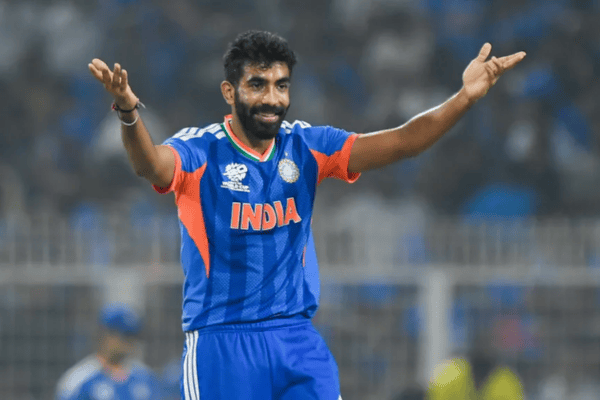 जसप्रीत बुमराह ने रचा इतिहास, इंग्लैंड के खिलाफ बनाया वनडे क्रिकेट का अनोखा रिकॉर्ड