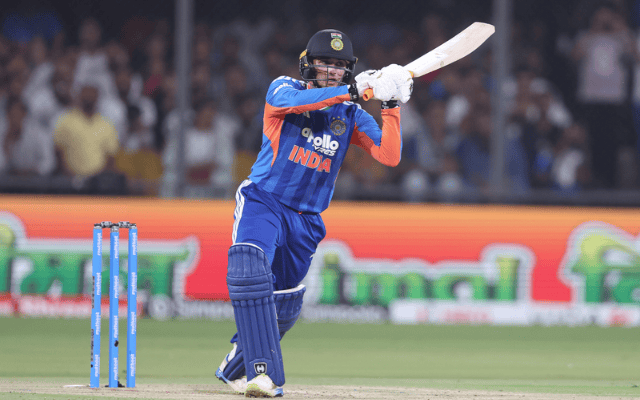 IND vs WI: अभिषेक शर्मा ने तोडा सूर्यकुमार यादव का वर्ल्ड रिकॉर्ड! बने T20I में सबसे तेज 2000 रन बनाने वाले बल्लेबाज