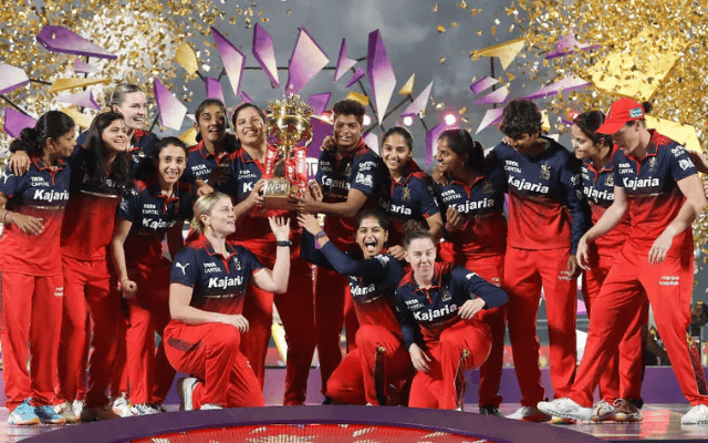 Wpl 2027: रॉयल चैलेंजर्स बेंगलुरु विमेंस ने आगामी सीजन से पहले इन खिलाड़ियों को किया रिटेन, देखें पूरी लिस्ट